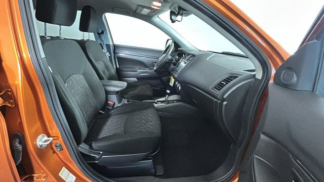 Used 2024 Mitsubishi Outlander Sport ES AWD/4WD image 30