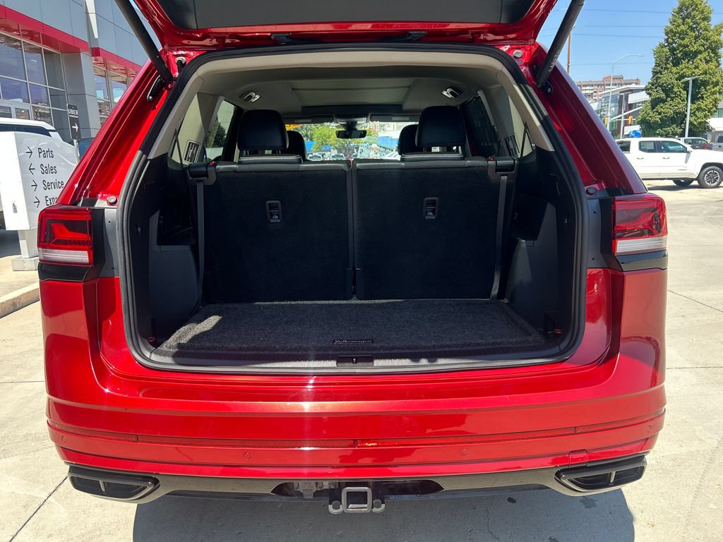 Used 2023 Volkswagen Atlas SEL R-Line AWD/4WD image 15