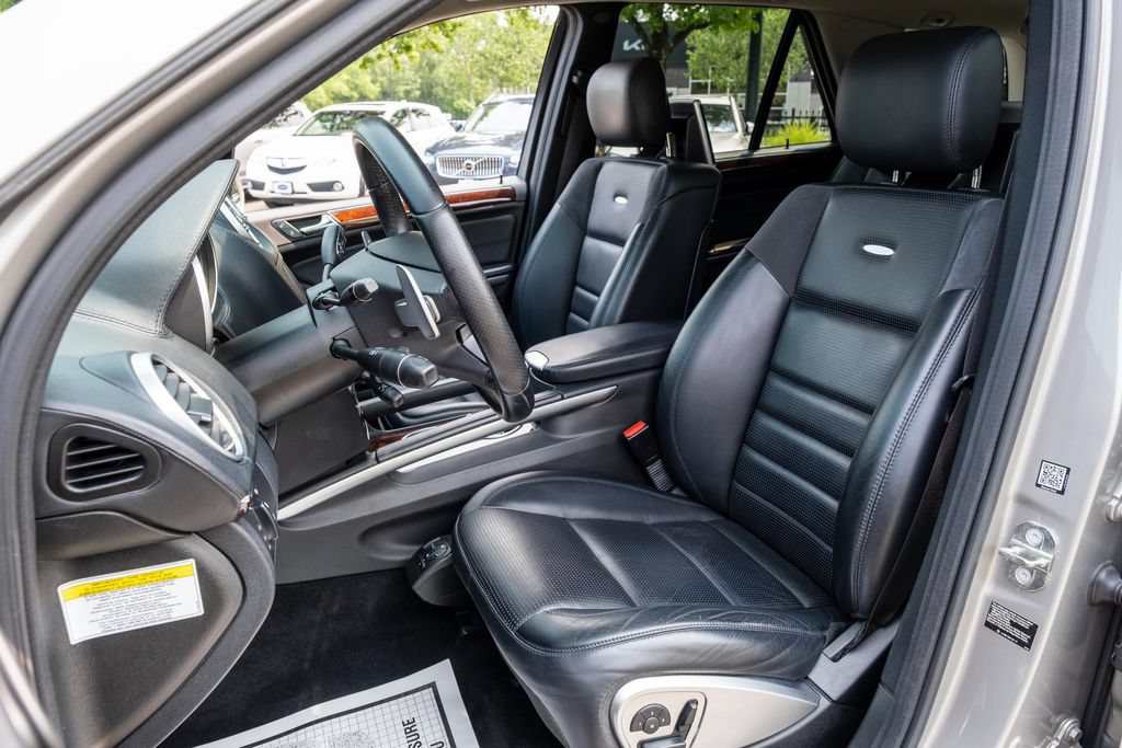 Used 2009 Mercedes-Benz ML 63 AMG 4MATIC image 13