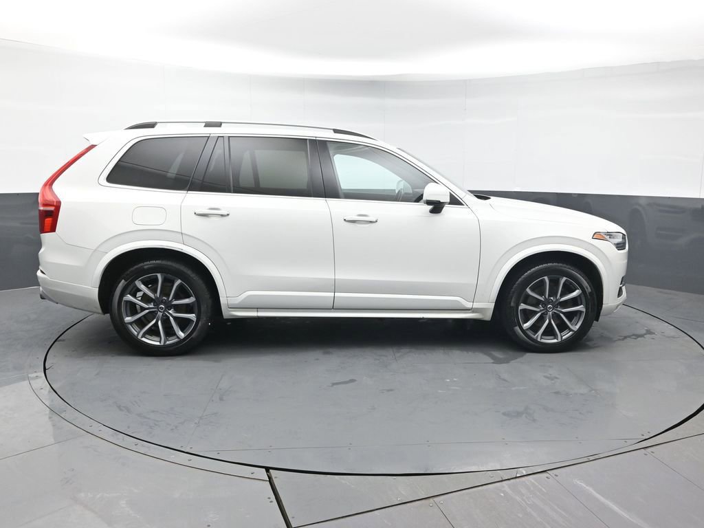 Used 2019 Volvo XC90 T5 Momentum image 7