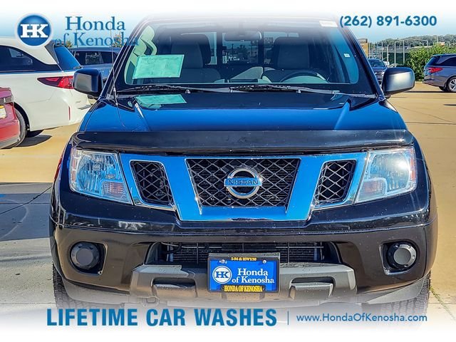 Used 2018 Nissan Frontier SV AWD/4WD image 2