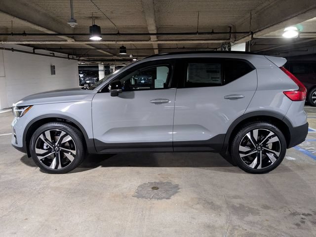 New 2025 Volvo XC40 B5 Ultra w/ Climate Package AWD/4WD image 6