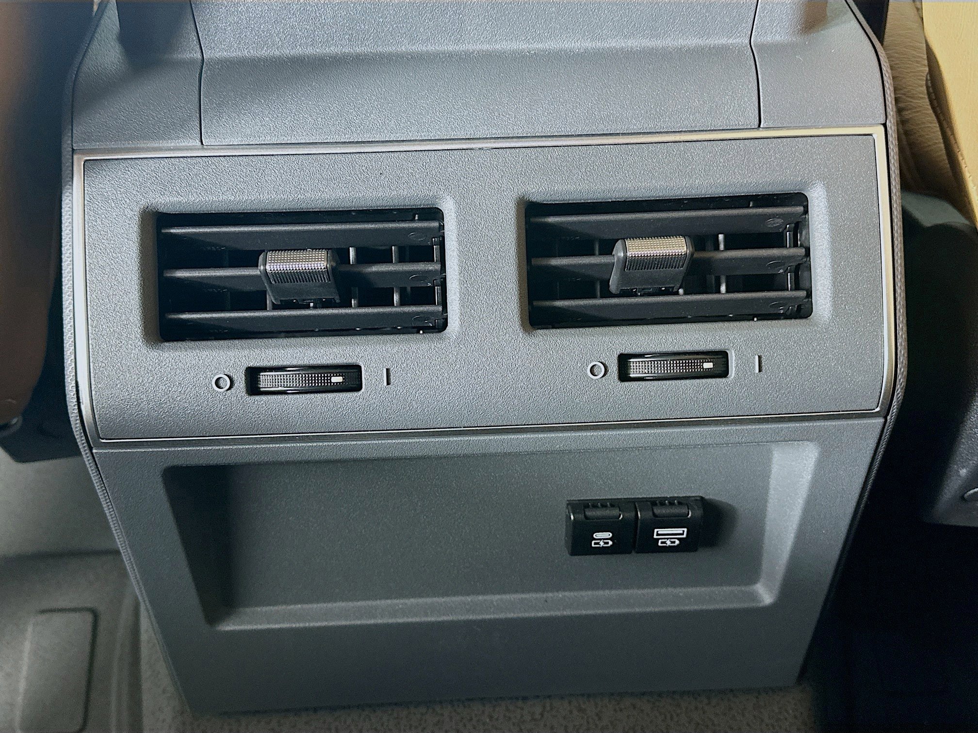 New 2025 INEOS Grenadier Fieldmaster Edition image 37