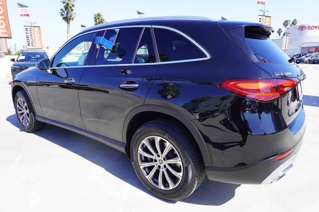 Used 2024 Mercedes-Benz GLC 300 image 5