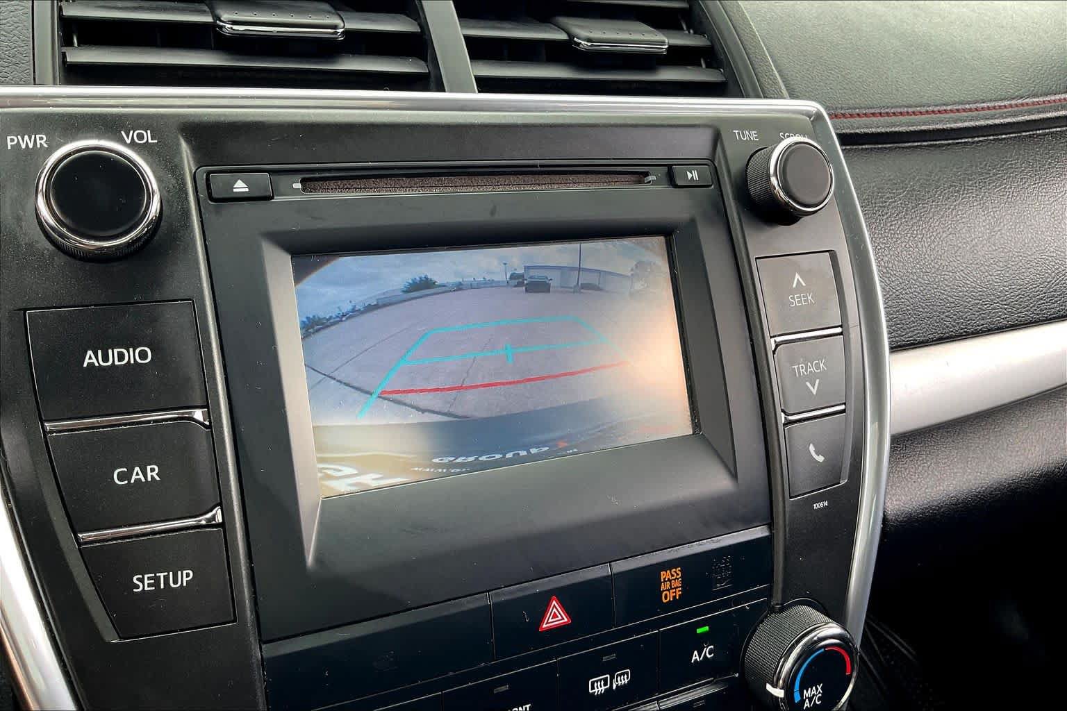 Used 2017 Toyota Camry LE FWD image 24