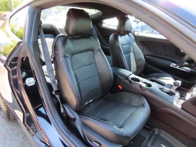 Used 2018 Ford Mustang GT Premium w/ GT Performance Package RWD image 18