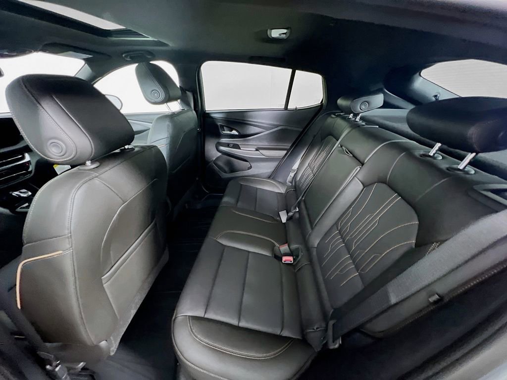 New 2025 Buick Envista Avenir image 20