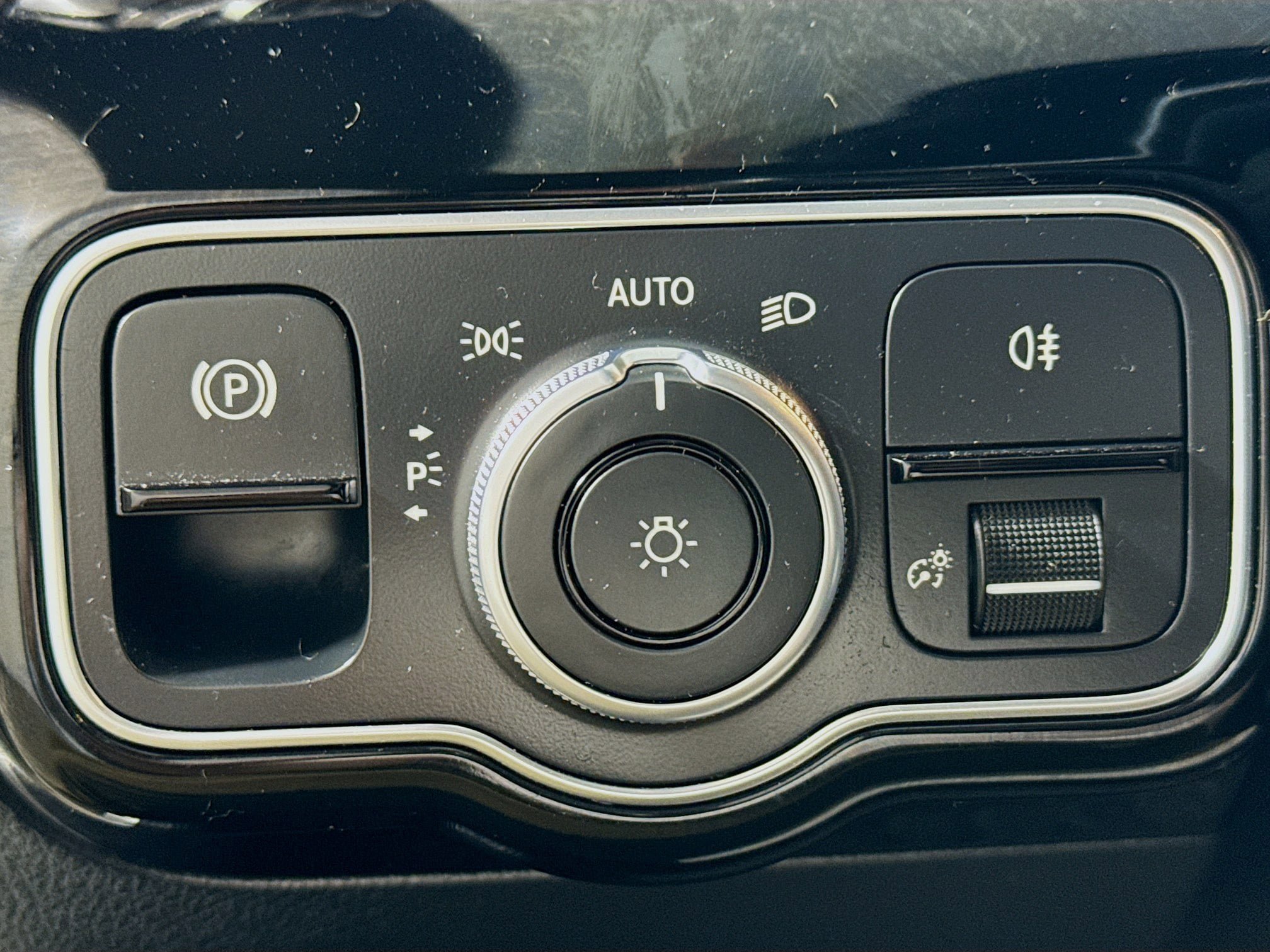 Used 2021 Mercedes-Benz CLA 250 4MATIC image 15
