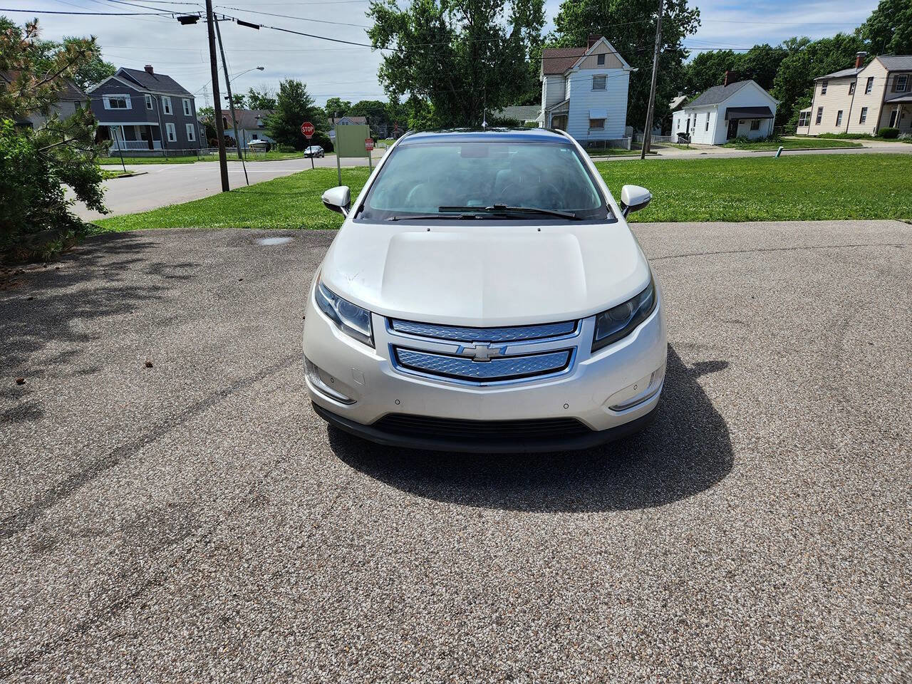 Used 2012 Chevrolet Volt Premium w/ Premium Trim Package FWD image 23