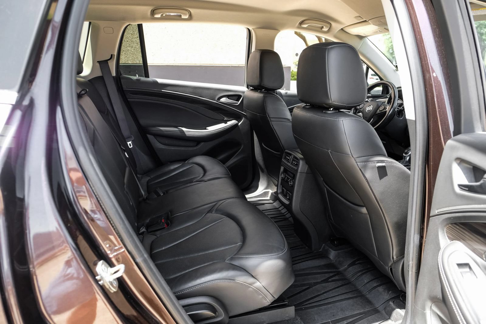 Used 2020 Buick Envision Essence AWD/4WD image 33