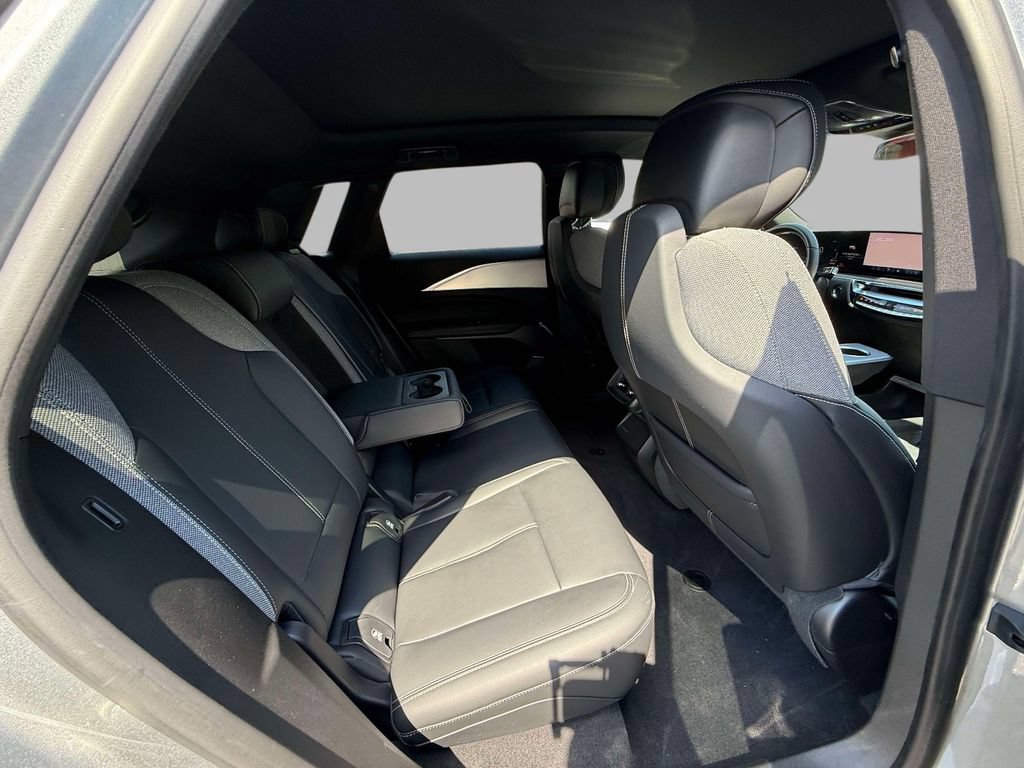Used 2024 Cadillac Lyriq Tech w/ Driver Assist Package AWD/4WD image 16
