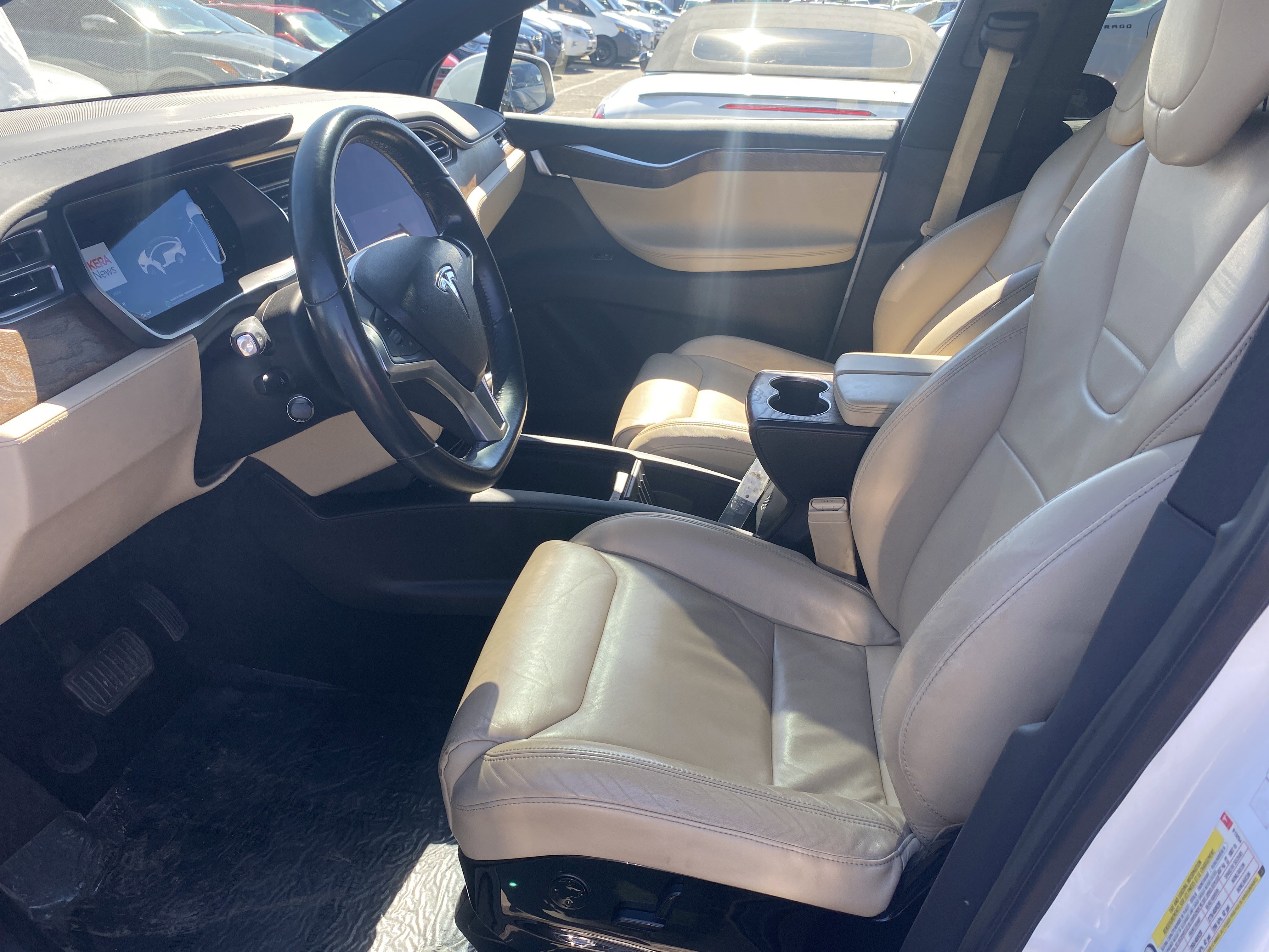 Used 2016 Tesla Model X 70D image 12