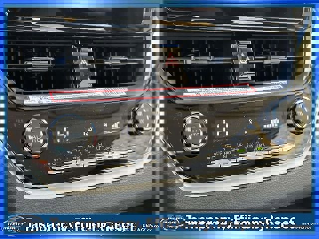 Used 2026 Toyota Corolla LE image 23