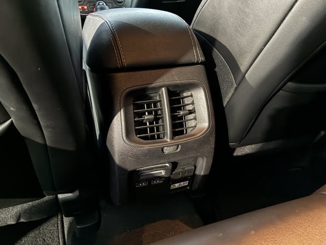 Used 2020 Jeep Cherokee Limited FWD image 18