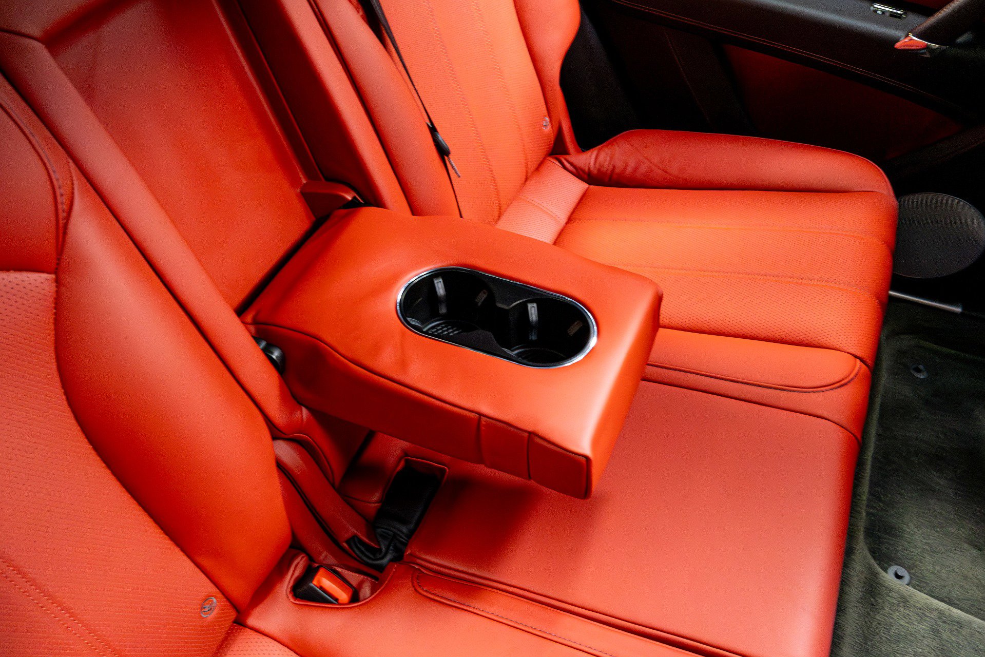 Used 2020 Bentley Bentayga image 33