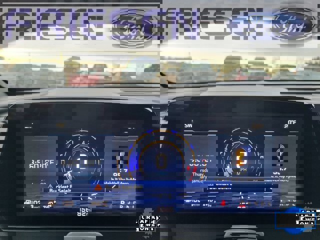 Used 2024 Chevrolet Traverse RS image 20