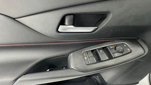New 2026 Nissan Sentra SR FWD image 18