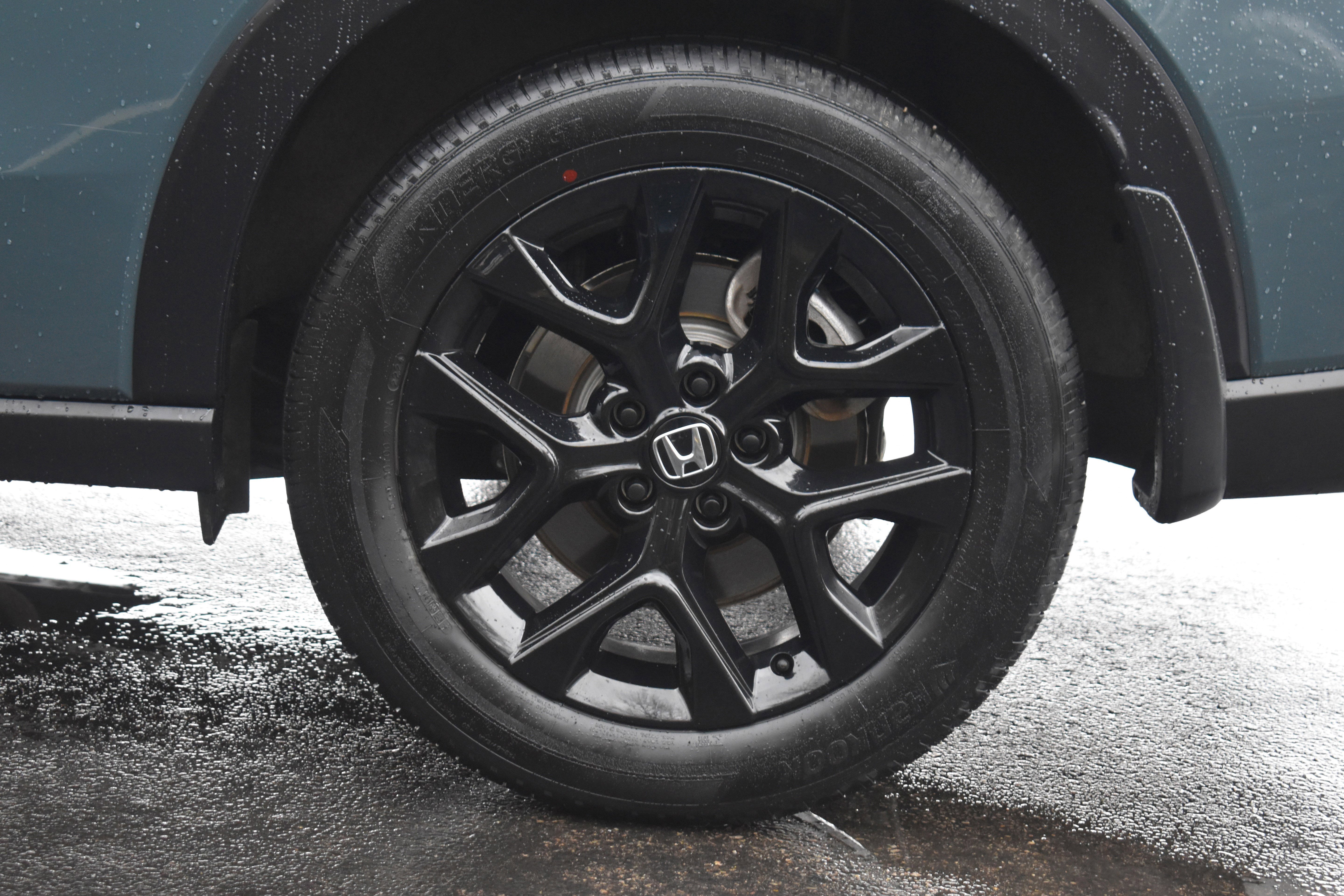 Used 2025 Honda HR-V Sport image 36