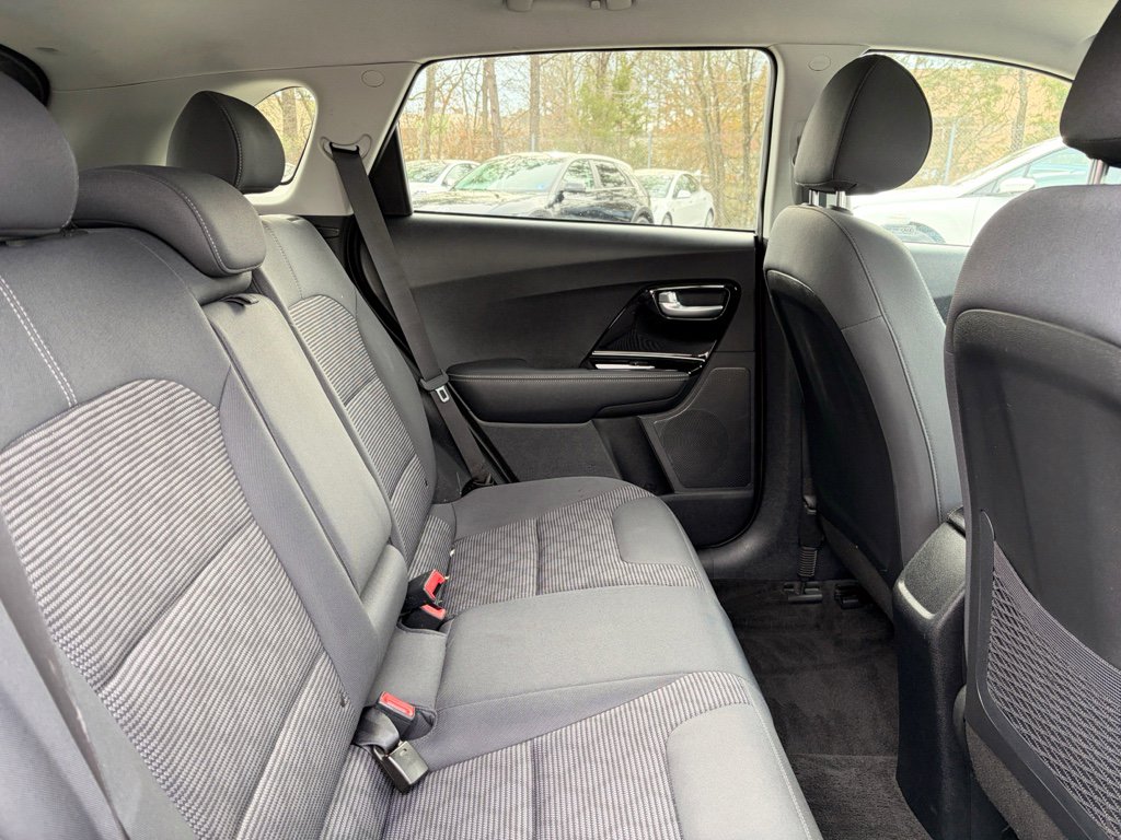 Used 2022 Kia Niro LXS image 21