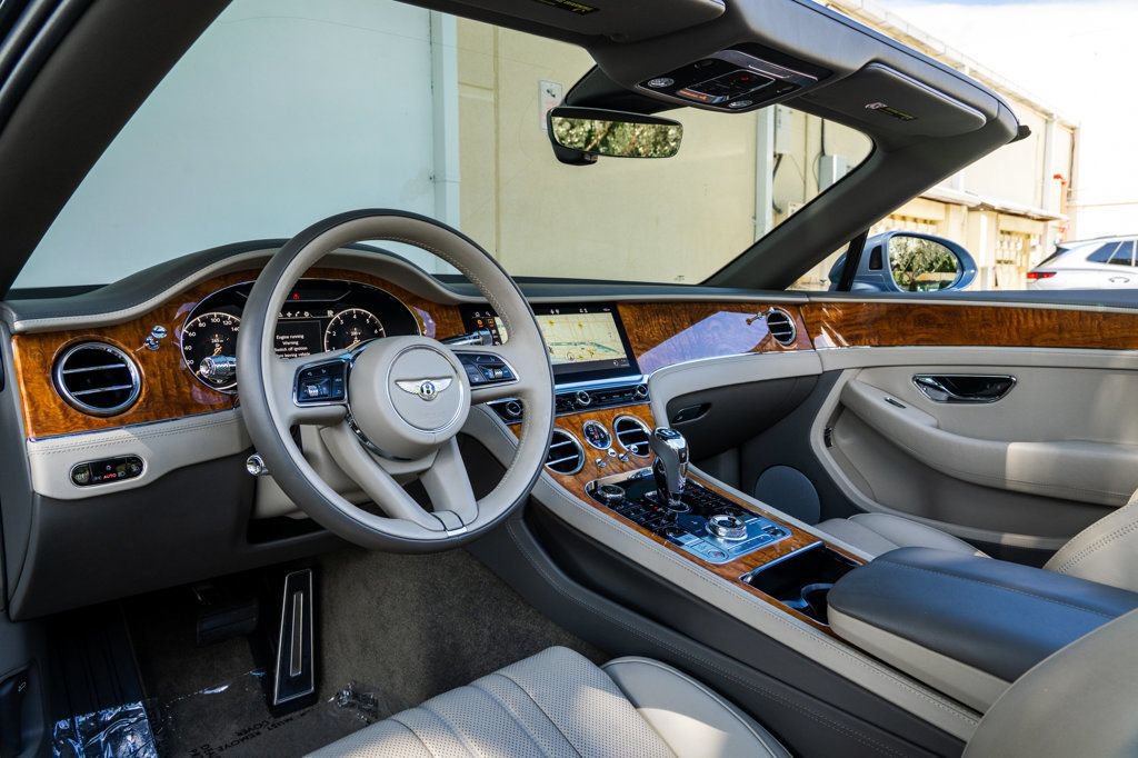 Used 2022 Bentley Continental GT AWD/4WD image 15