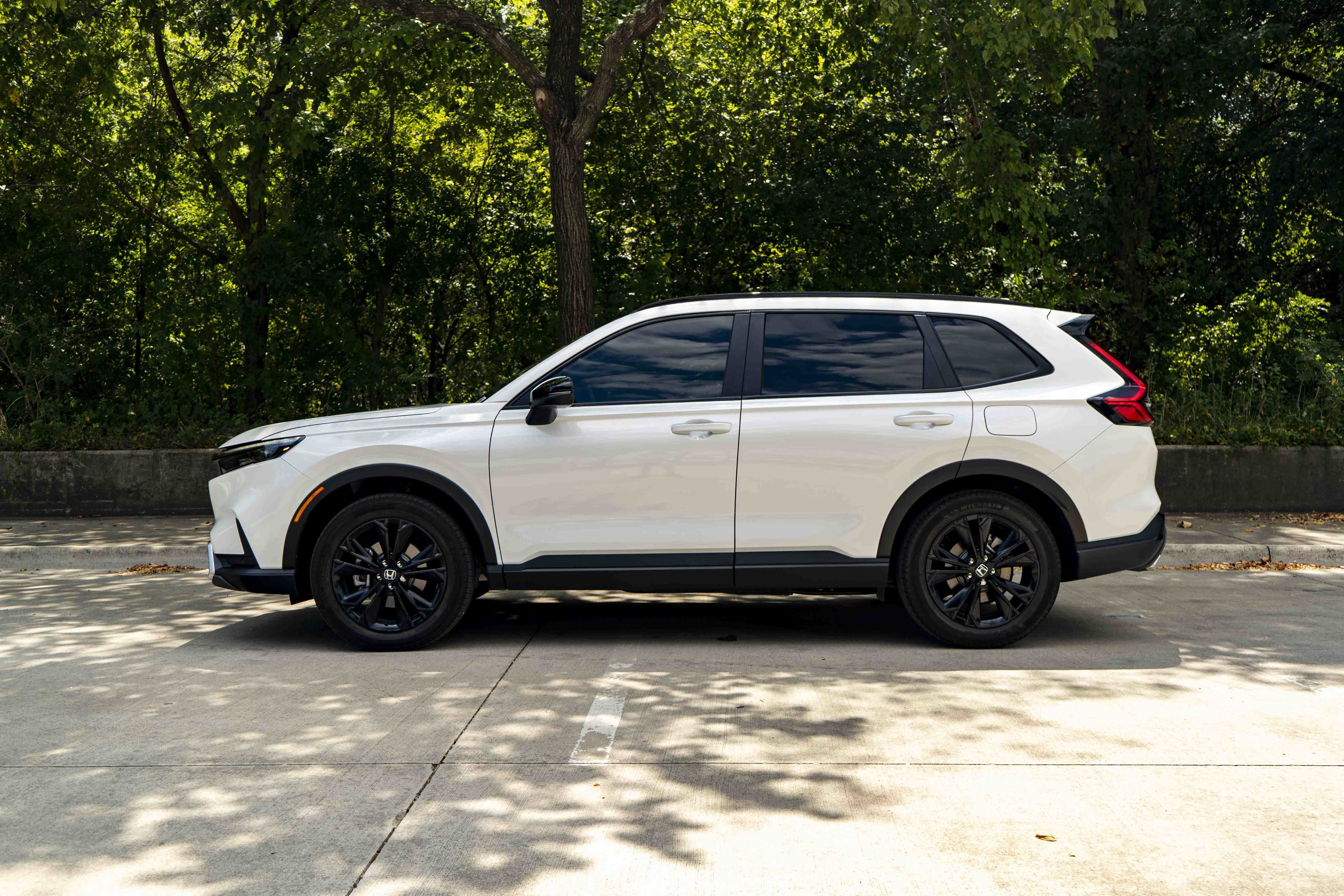 Used 2026 Honda CR-V Sport Touring image 6