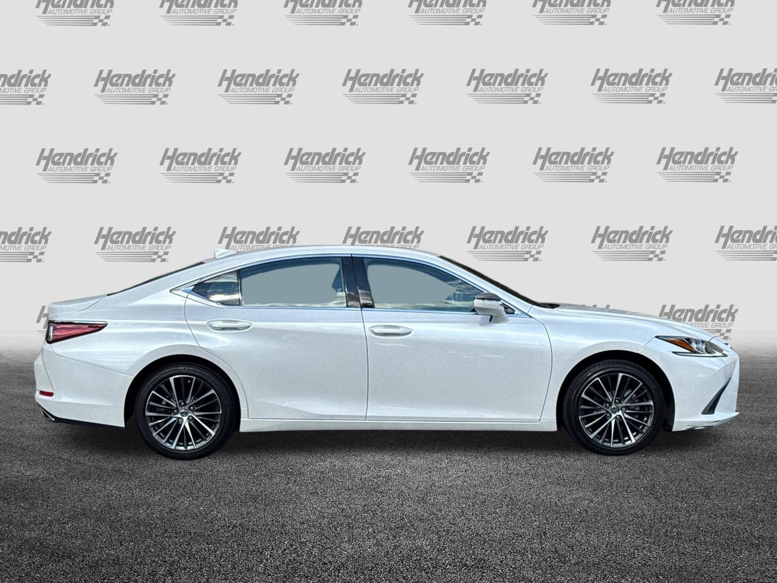 Certified 2023 Lexus ES 350 w/ Premium Package FWD image 3