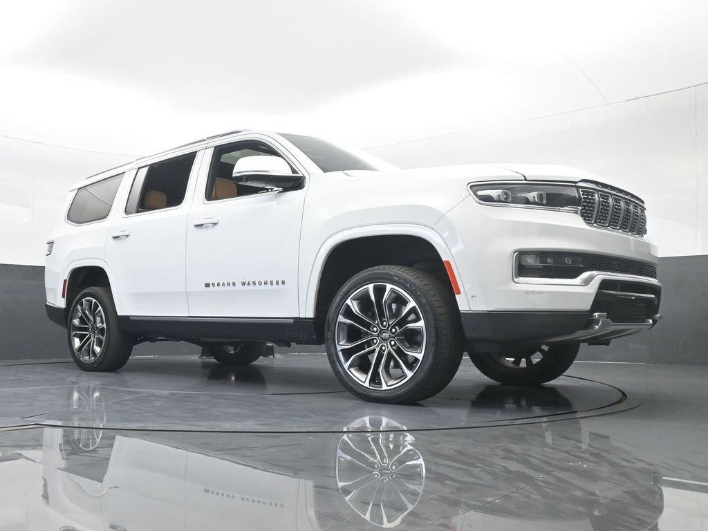 Used 2022 Jeep Grand Wagoneer Series III w/ Rear Seat Video Group 1 image 79