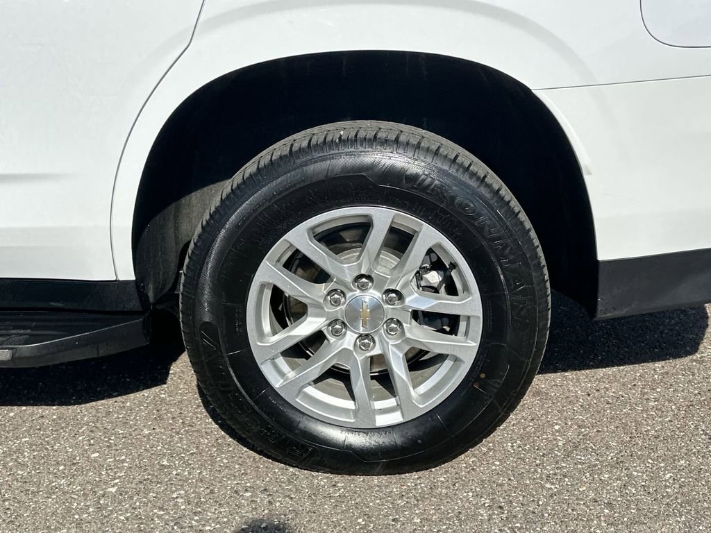 Used 2024 Chevrolet Tahoe LT AWD/4WD image 34