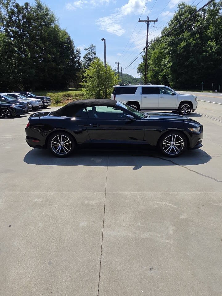 Used 2017 Ford Mustang Premium RWD image 14