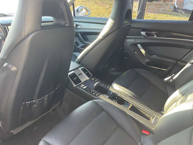 Used 2014 Porsche Panamera 4S image 14