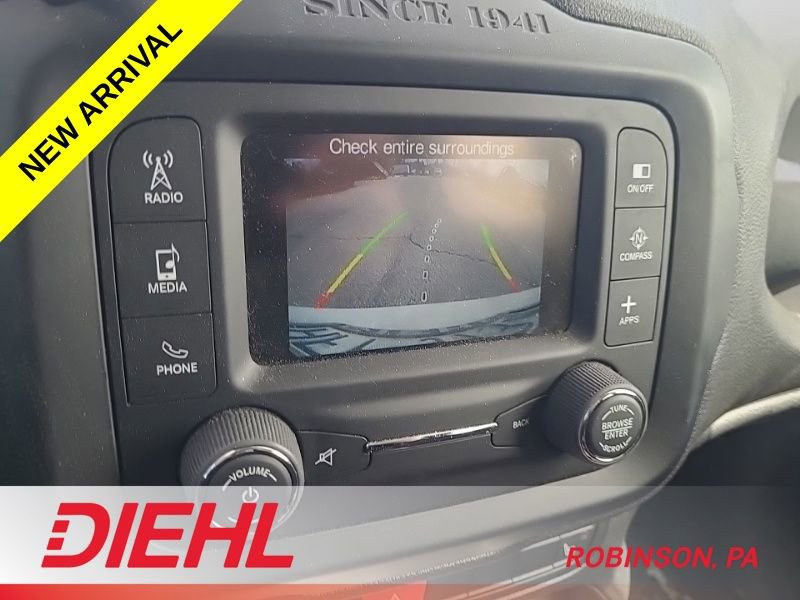 Used 2016 Jeep Renegade Trailhawk w/ Cold Weather Group image 9