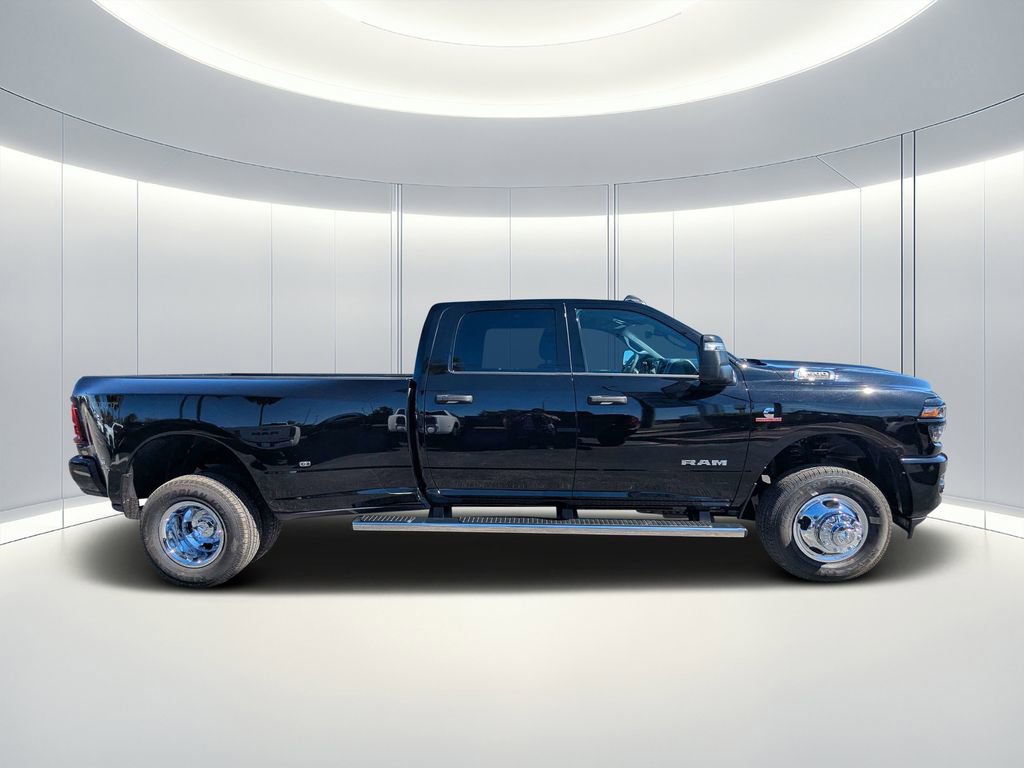 New 2026 RAM 3500 Big Horn AWD/4WD image 2