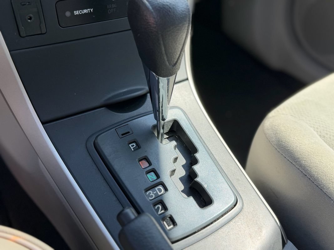 Used 2012 Toyota Corolla L FWD image 16