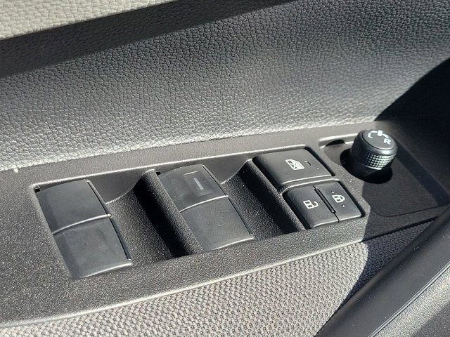 Used 2026 Toyota Corolla LE image 29