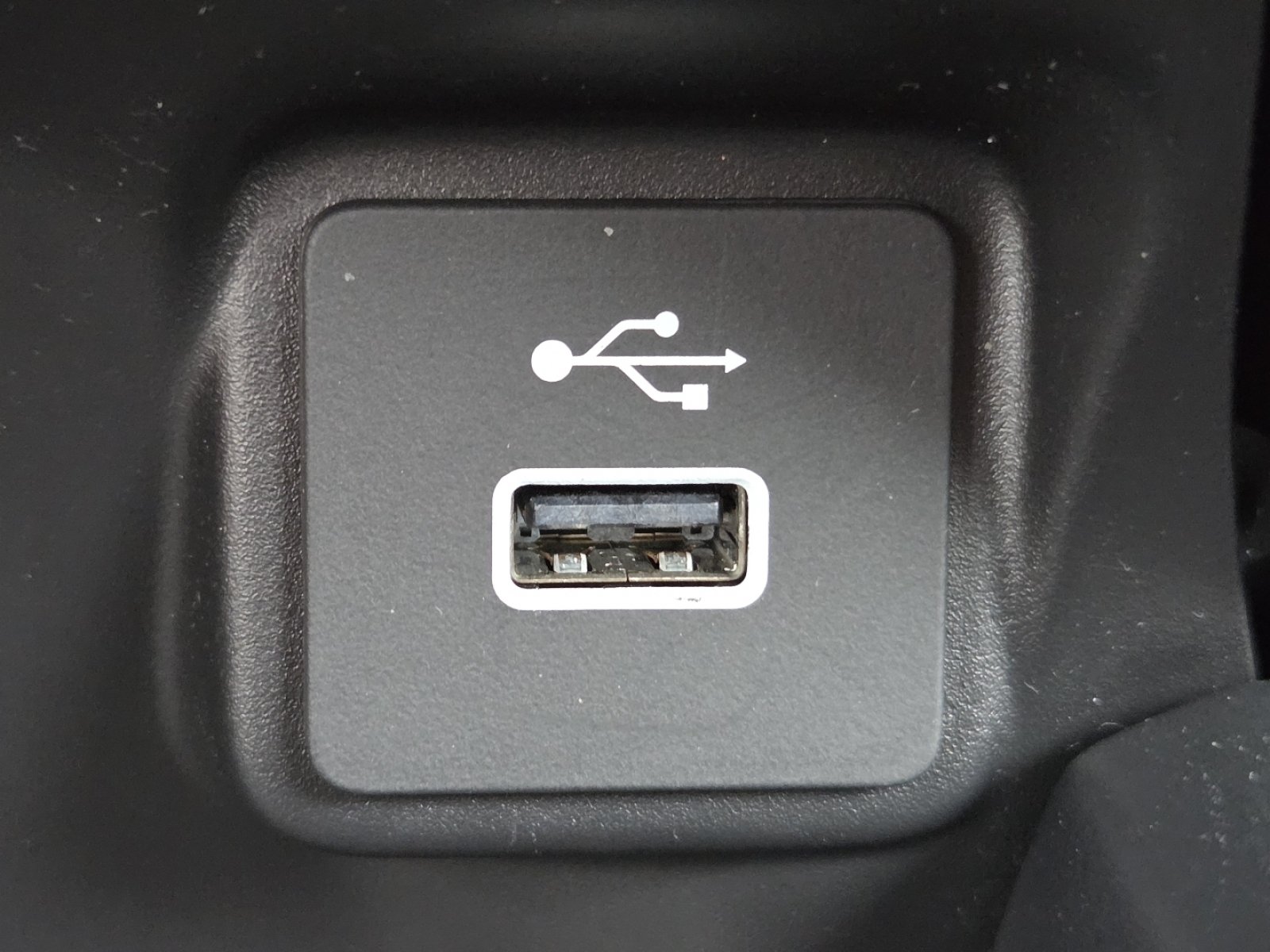 Certified 2024 Honda HR-V Sport image 6