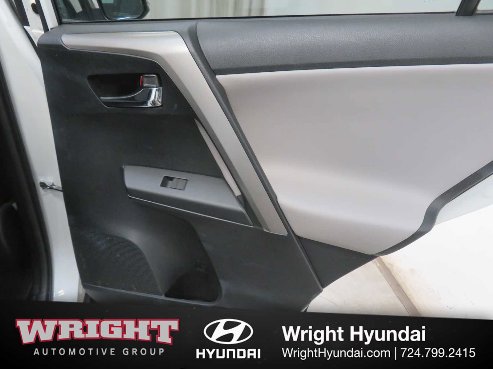 Used 2016 Toyota RAV4 XLE w/ Convenience Package image 15