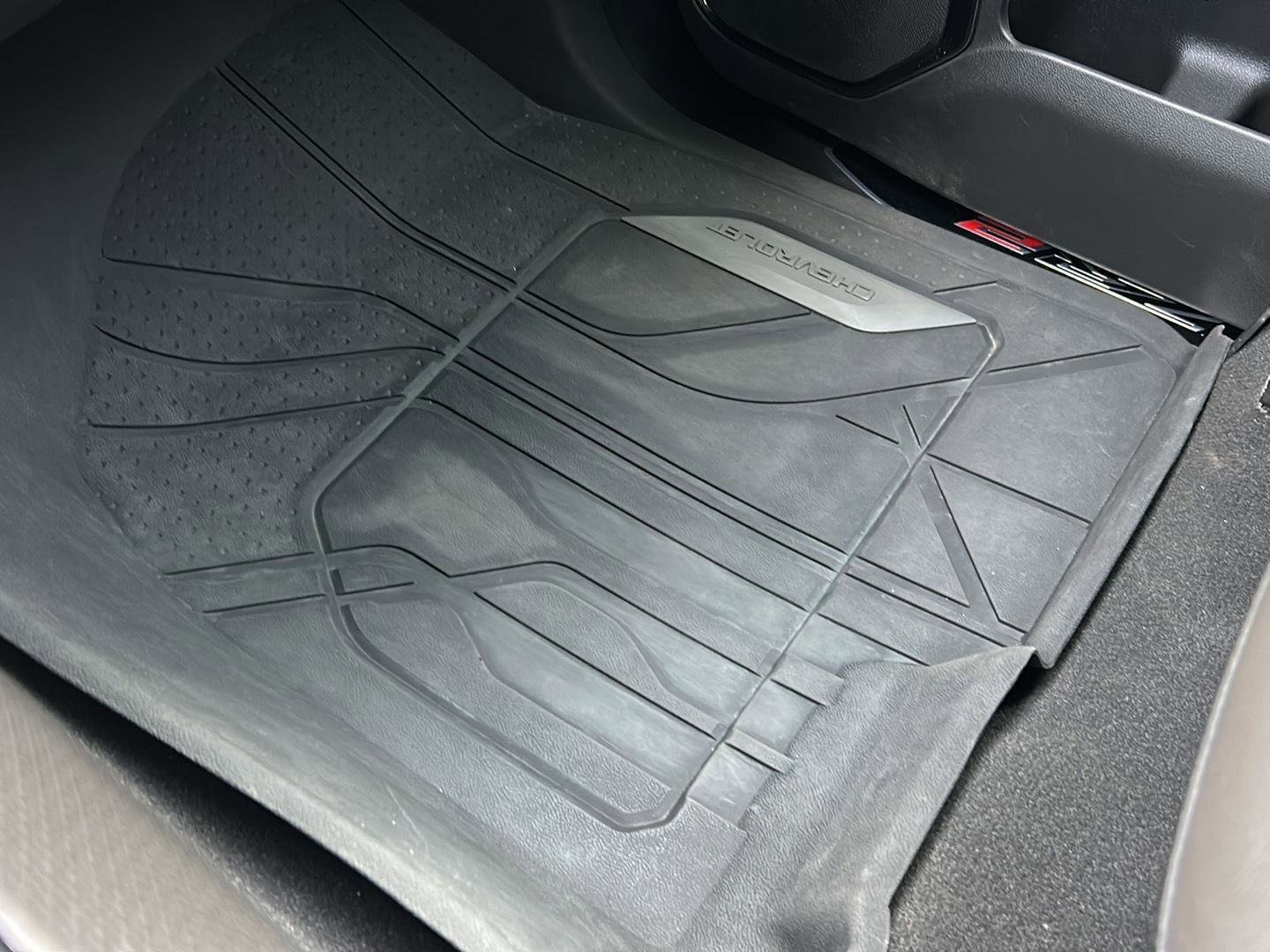 Used 2023 Chevrolet Silverado 1500 ZR2 image 19