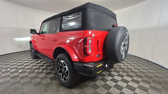 Used 2023 Ford Bronco Outer Banks AWD/4WD image 4