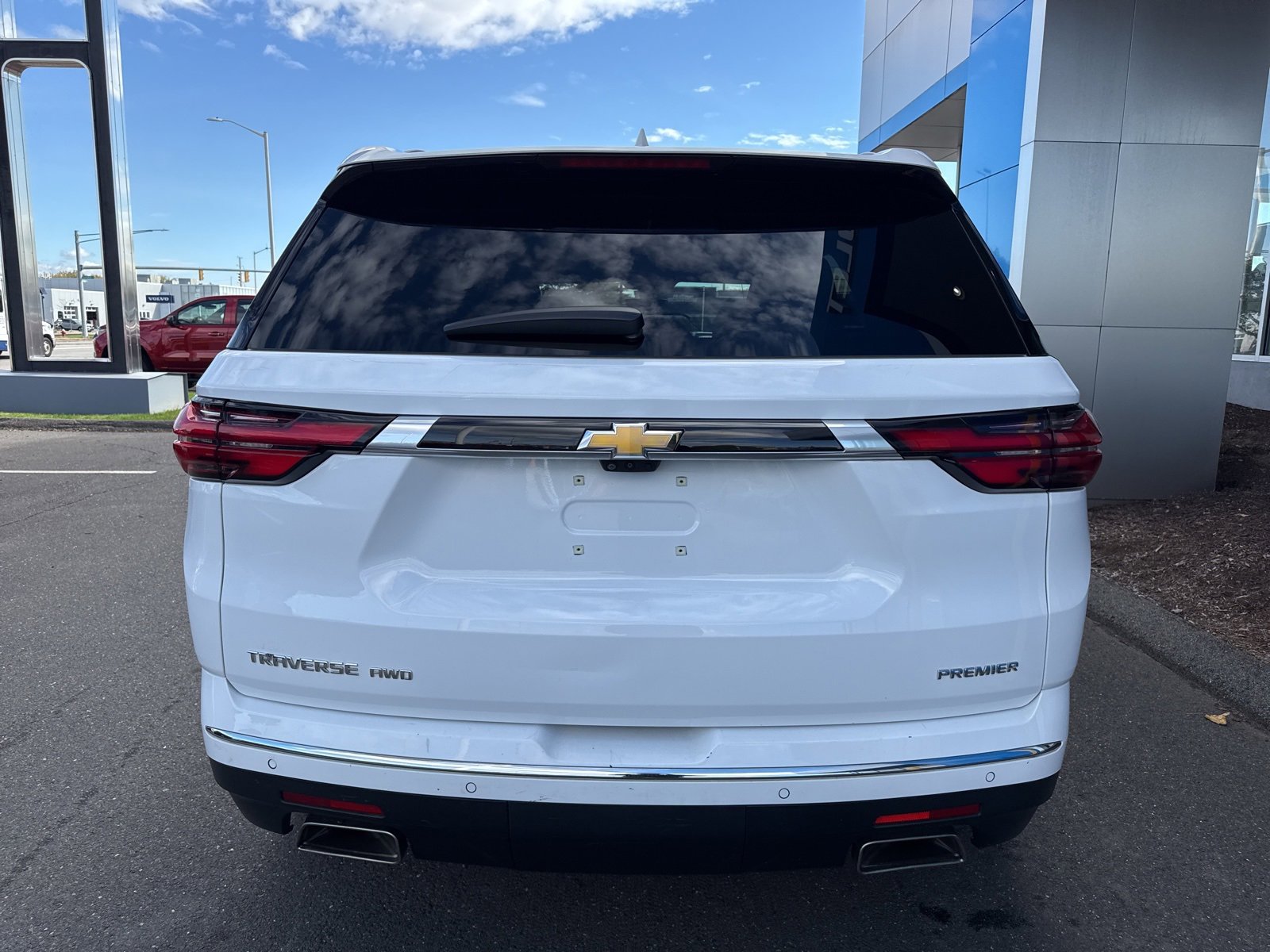 Used 2022 Chevrolet Traverse Premier image 7