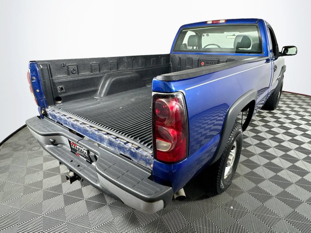 Used 2004 Chevrolet Silverado 2500 W/T RWD image 6