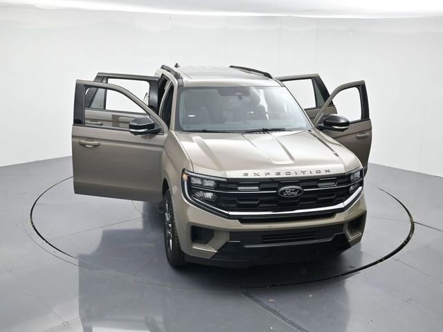 New 2026 Ford Expedition Platinum w/ Stealth Appearance Package image 46