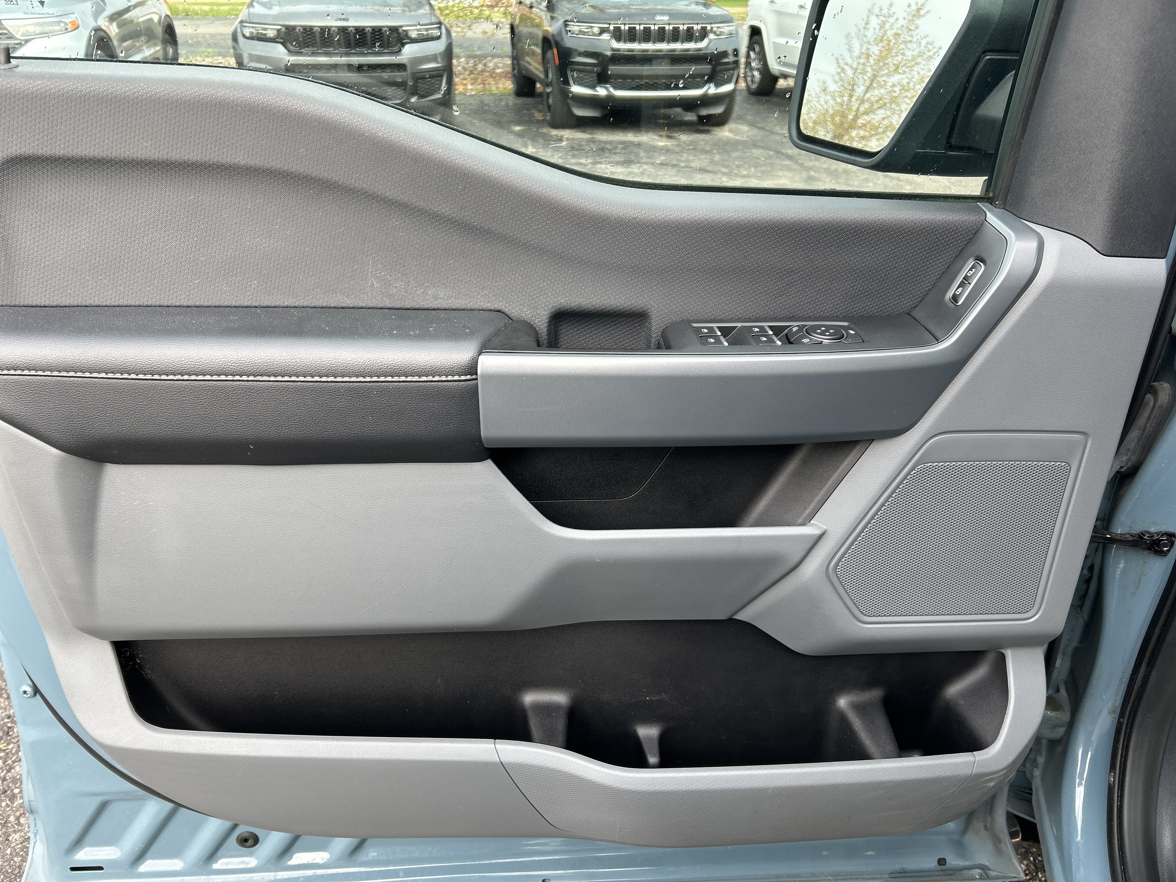 Used 2023 Ford F150 XLT AWD/4WD image 12