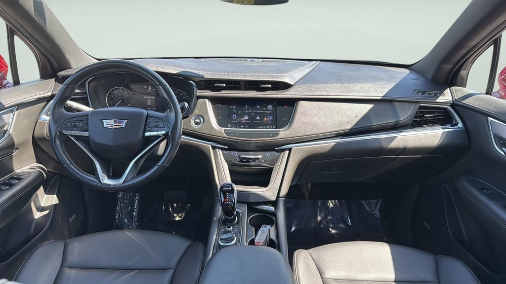 Used 2022 Cadillac XT6 Luxury AWD/4WD image 13