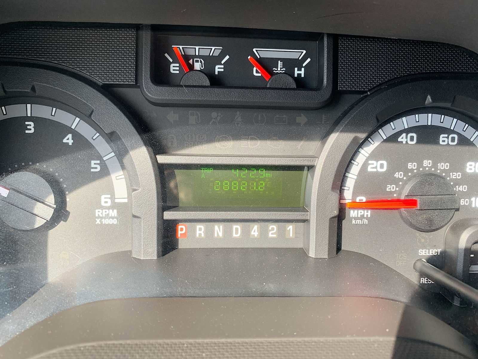 Used 2017 Ford E-450 and Econoline 450 Super Duty w/ Power Windows & Locks Group RWD image 12