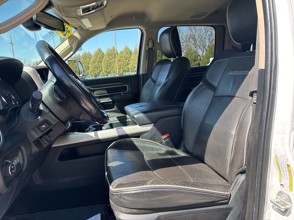Used 2019 RAM 3500 Laramie image 7