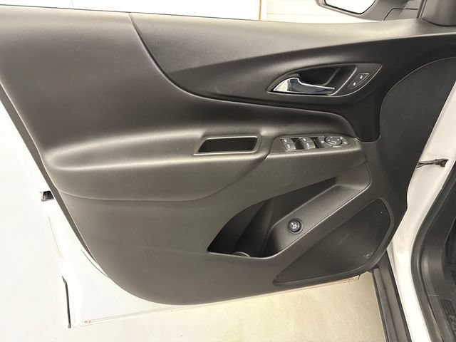 Used 2022 Chevrolet Equinox LT FWD image 11