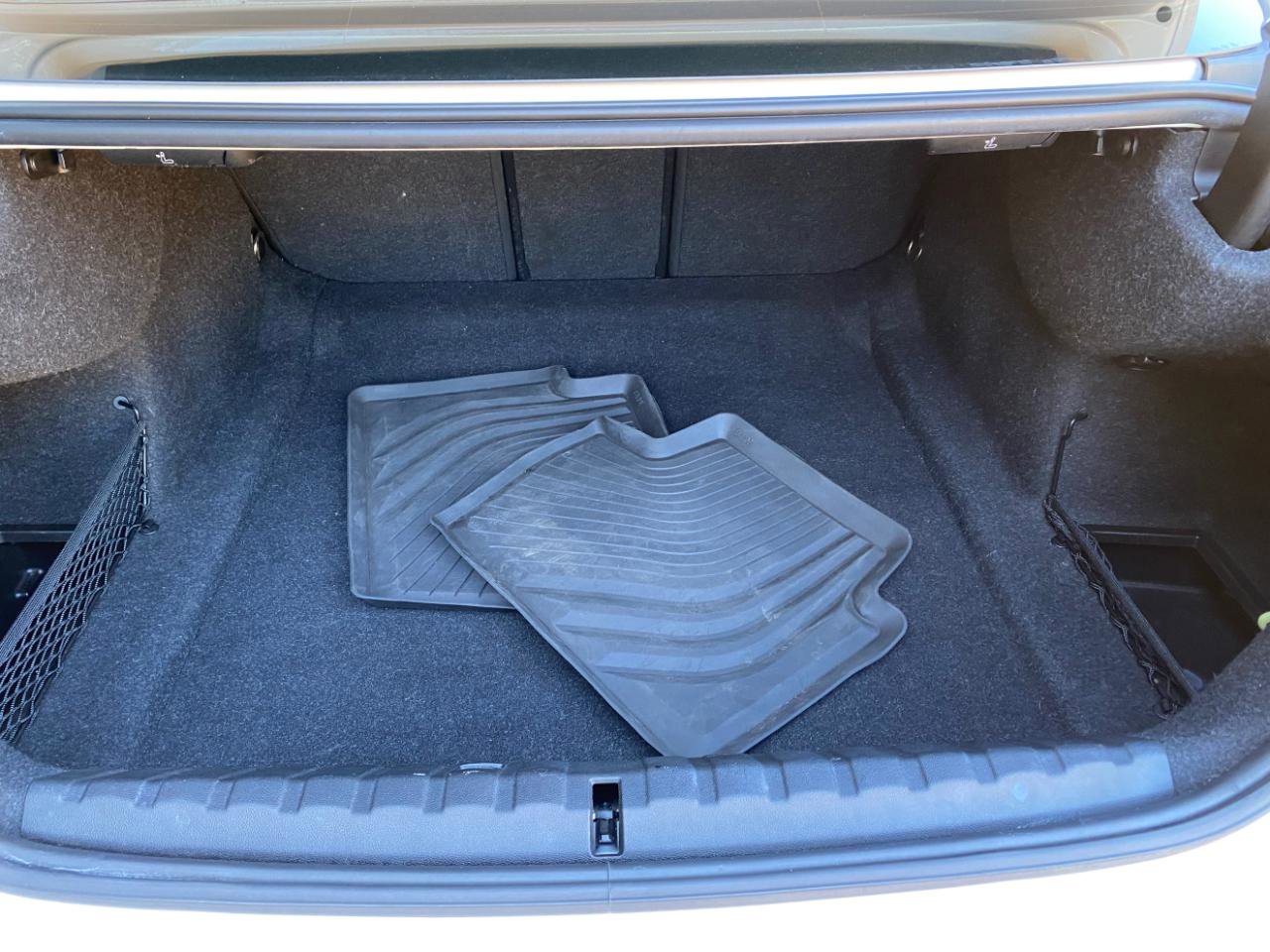 Used 2021 BMW 430i Coupe w/ M Sport Package image 9