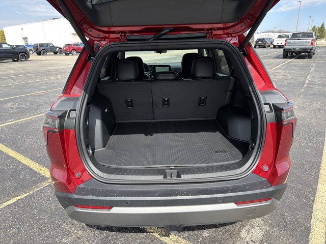 New 2026 Chevrolet Equinox LT AWD/4WD image 33