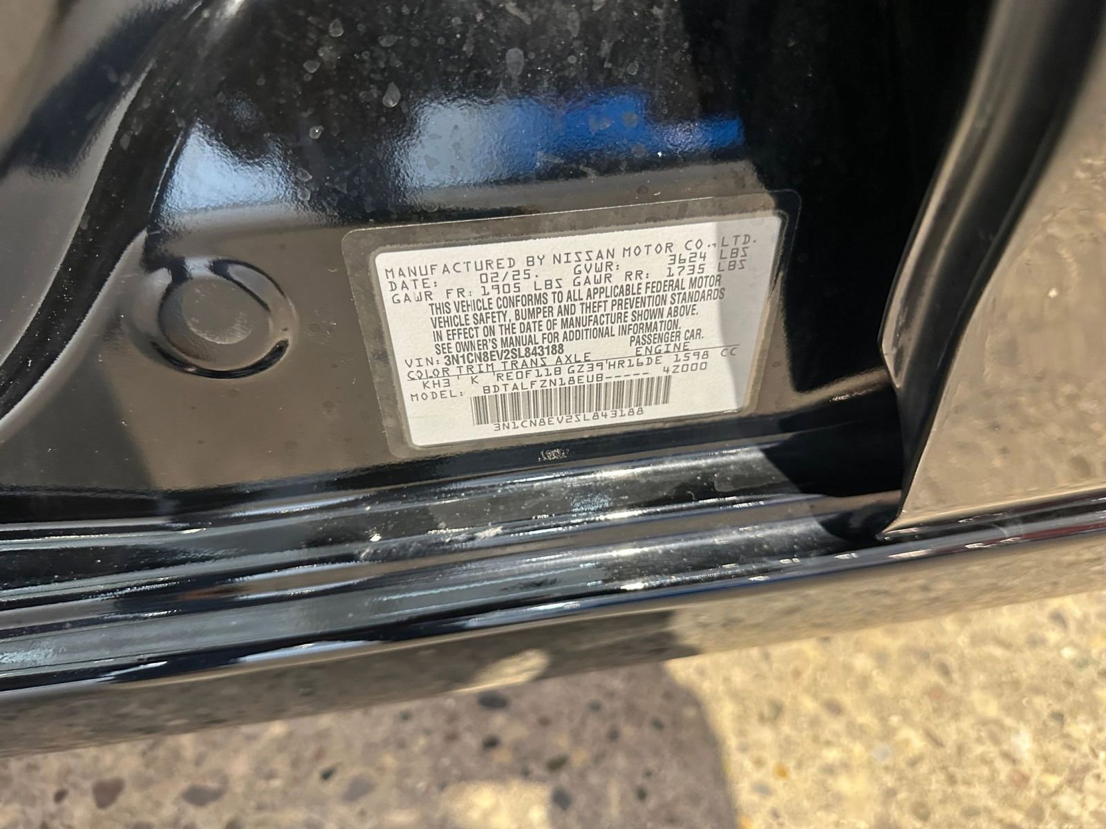 Used 2025 Nissan Versa SV image 28