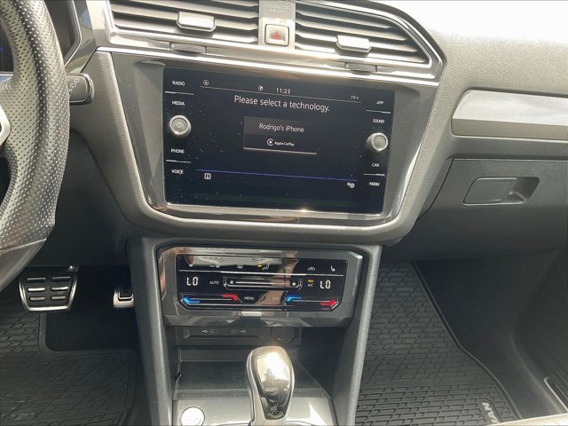 Used 2024 Volkswagen Tiguan SE R-Line FWD image 20